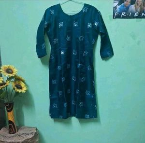 Teal Kurta Set with White Dupatta of 3
