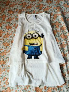 Cute Minion Graphic T-Shirt