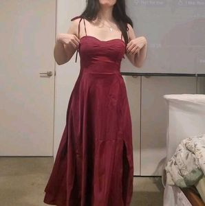 Maroon Spaghetti Strap Midi Dress