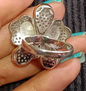 silver  925 Flower Ring with Crystals