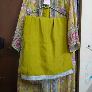 Beautiful Floral choli palazzo jacket Set