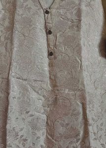 Elegant Cream Embroidered Kurta