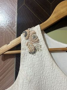 Elegant Sleeveless Sheath Dress