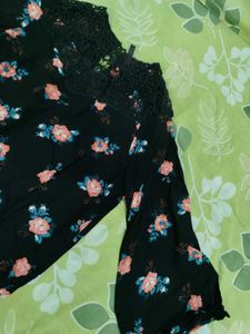 Floral Print Bell Sleeve Top