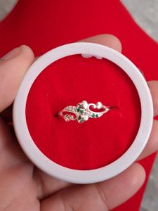 Beautiful New Heart-shaped Ring