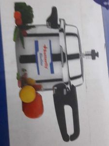 Butterfly Blueline Pressure Cooker