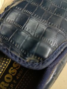 Navy Croc-Embossed Slip-On Casual Shoes