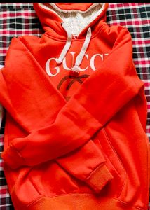 Gucci ()