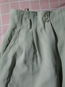Chic Pleated Wide-Leg Pants