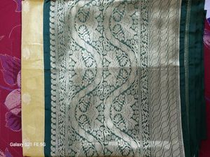 Tissue Saree With Contrast Blouse