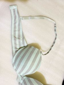 3 bras (34B/36A)