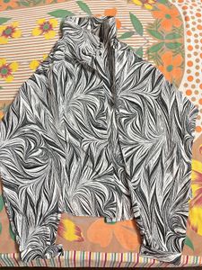 Unique Black &amp; White Swirl Print Top with balloon