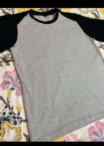 women’s Grey &amp; Black Raglan T-Shirt