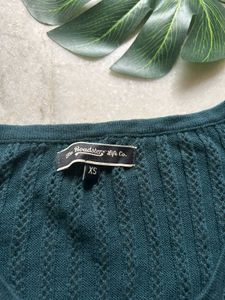 Green Ribbed V-Neck Top
