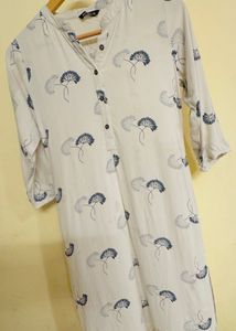very beautiful kurta 1 time wear.
