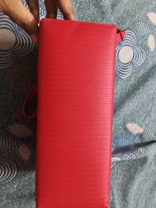 Stylish Red Handbag new without tag
