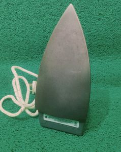 Orient Electric Dry Iron . Like New. Good Conditio