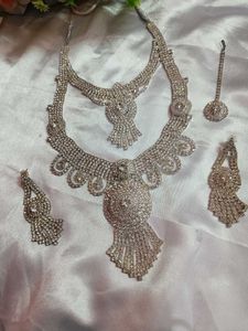 Double Layer AD  Necklace Set With Mangtika