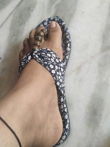 Floral Print Flip Flops ( price drop )