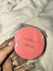 Huda Beauty Pressed Powder