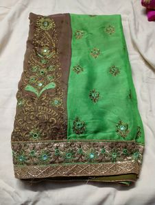Off Saree Model