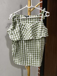 Checked Sleeveless Summer top