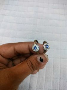 Sparkling Toe Rings with Blue Accents