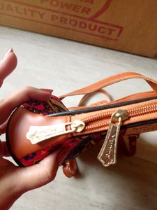 Sling bag