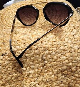 IDEE Women's Pilot Sunglasses