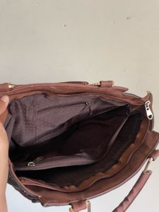 Stylish Two-Tone Handbag