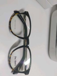 Stylish Tortoiseshell Eyeglasses