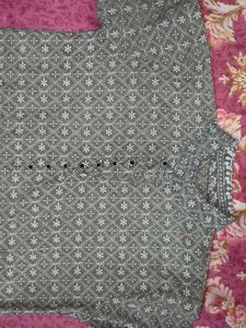 Women's Grey Embroidered Kurta