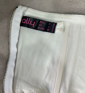 ALLY Front Tie Bandeau Top