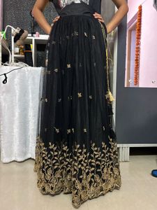 Elegant Black &amp; Gold Embroidered Skirt