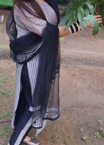 Elegant Striped Kurti Set with Dupatta