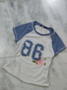 Vintage "86" Graphic T-Shirt