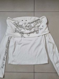 Off-Shoulder Graphic Print Long Sleeve Top