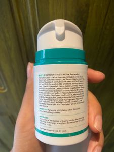 Plum SebaClear mattifying gel creme