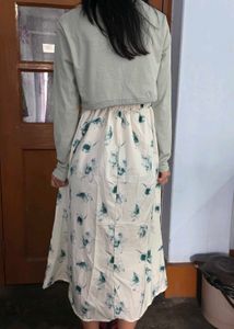 Flowy Floral Print Maxi Dress