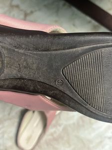 Slippers Like New For Ladies