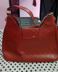 GUCCI GG Logo Leather Shoulder Bag