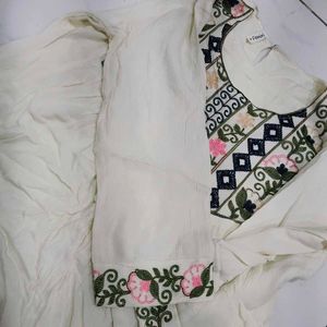 Embroidered Cream Kurta