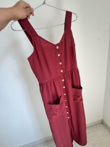 Chic Button-Down Midi Dress