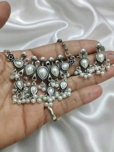 Necklace &amp; Earring Set