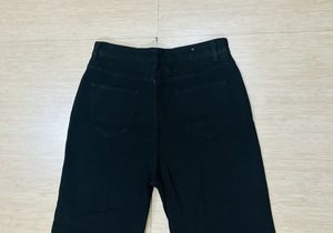 Stylish Black Side Slit jeans