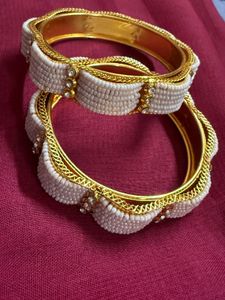 Sale | Pearl and Gold Bangle Set
