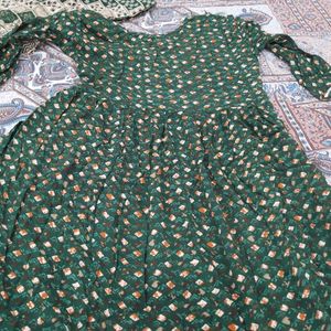 Elegant Green Printed Kurta with Dupatta