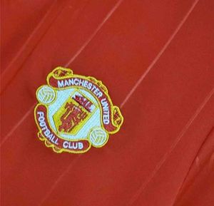 Manchester united retro jersey