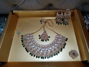 REAL KUNDAN BRIDAL JEWELLERY SET