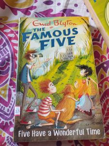 Enid Blyton The Famous Five Book
